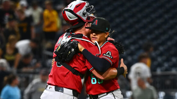 El mexicano Gerardo Carrillo se apunta su primera victoria en las Grandes Ligas