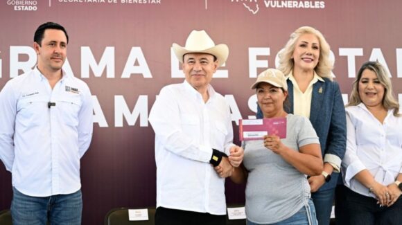 Alfonso Durazo visita Cajeme y realiza entrega de apoyos económicos a familias del sur de Sonora