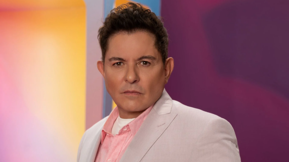 Confirman a Ernesto Laguardia como primer habitante de La Casa de los Famosos México 4