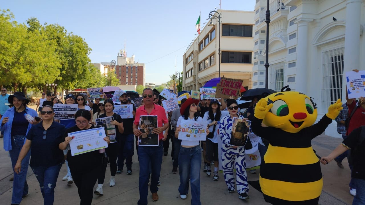 Congreso de Sonora retoma actividades tras 79 días de bloqueo; continúa protesta por estancias infantiles