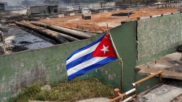 Aprueban nuevas regulaciones para ampliar actividades privadas en Cuba