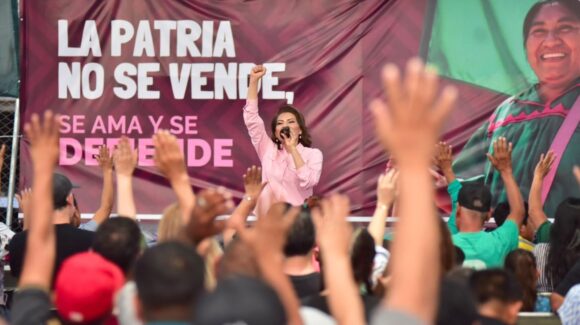 Demuestran hermosillenses su apoyo a Lorenia Valles durante asamblea local