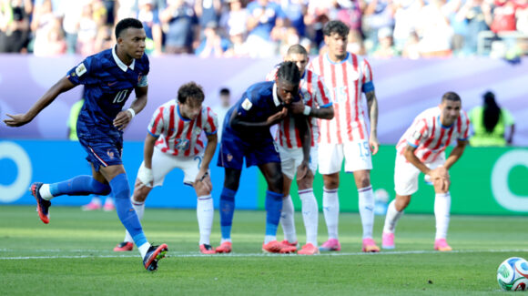 Francia vence por la mínima a Paraguay con gol de Mbappé y avanza a cuartos del Mundial 2026
