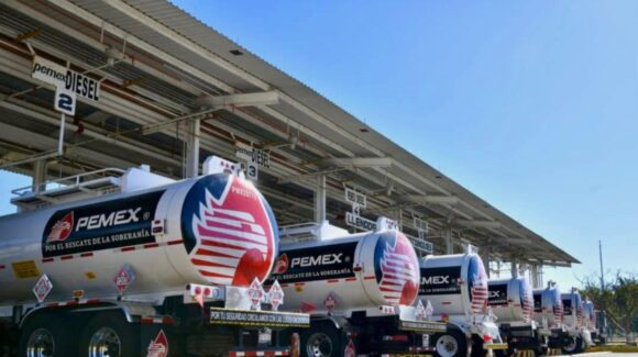 Pemex lidera en suministro de gasolina y diésel en comercios