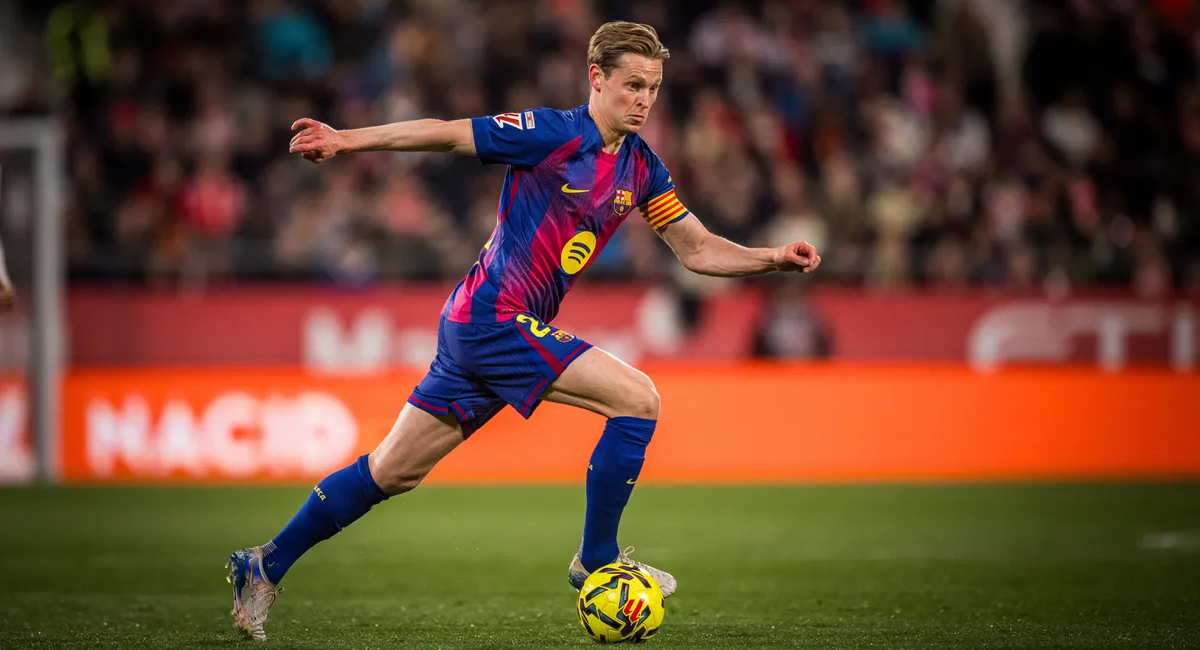 El Barcelona confirmó la lesión de Frenkie de Jong, quien se perderá el inicio de la temporada en LaLiga por un problema de ligamentos