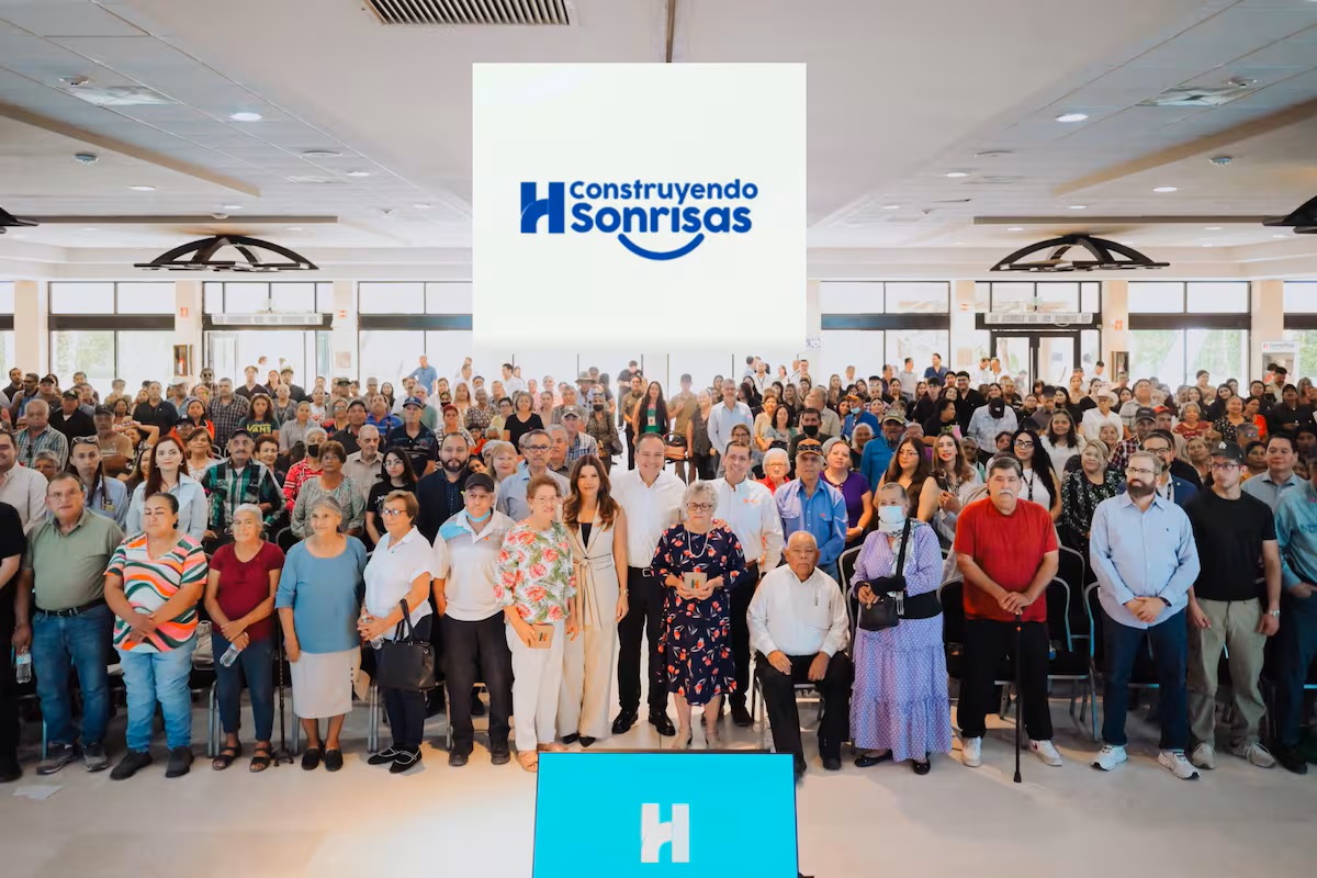 El alcalde Antonio Astiazarán entrega más de 2 mil prótesis dentales a adultos mayores en Hermosillo