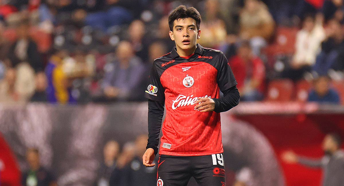 El presidente de Xolos confirmó que Gilberto Mora permanecerá en la Liga MX al menos para el Apertura 2026