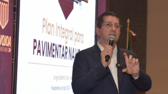 Elías Retes pone en marcha la cuarta fase del Plan Integral para Pavimentar Navojoa
