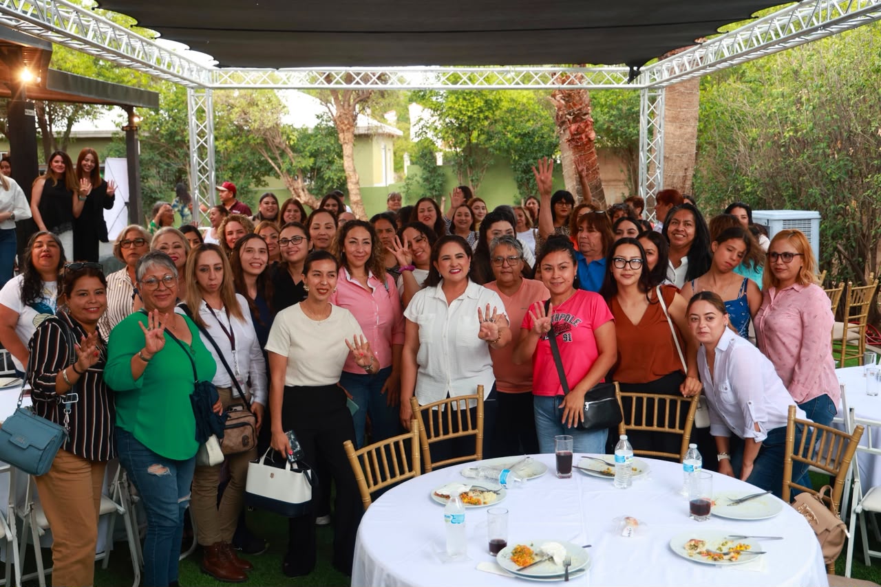 Es tiempo de mujeres, afirma Celida López durante encuentro en Nogales