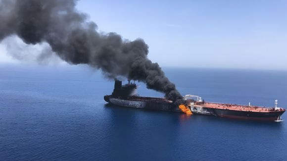 Estados Unidos intercepta buque cisterna rumbo a Irán en medio del bloqueo naval
