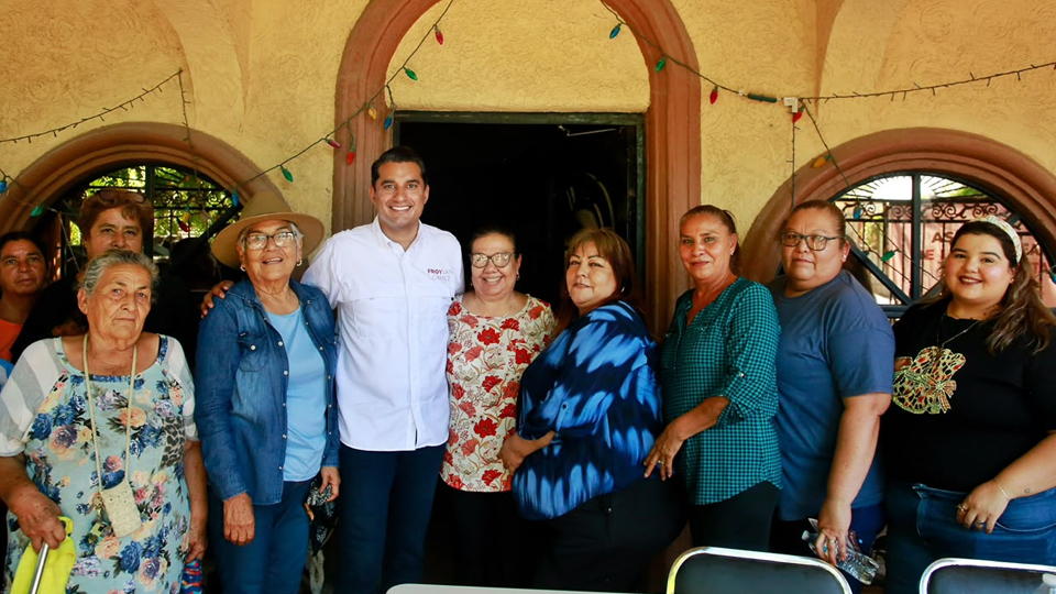 Froylán Gámez recorre colonias de Hermosillo para escuchar a ciudadanos