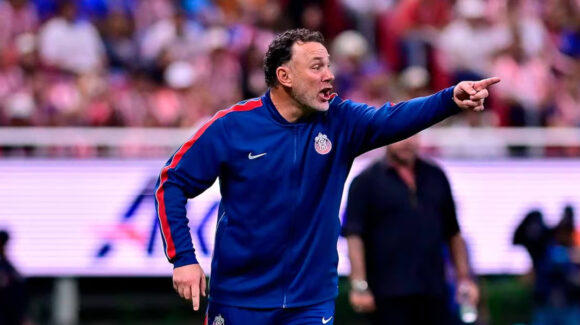 Milito mantiene la confianza: “Chivas es candidato al título” pese a caer ante Toluca en el Apertura 2026