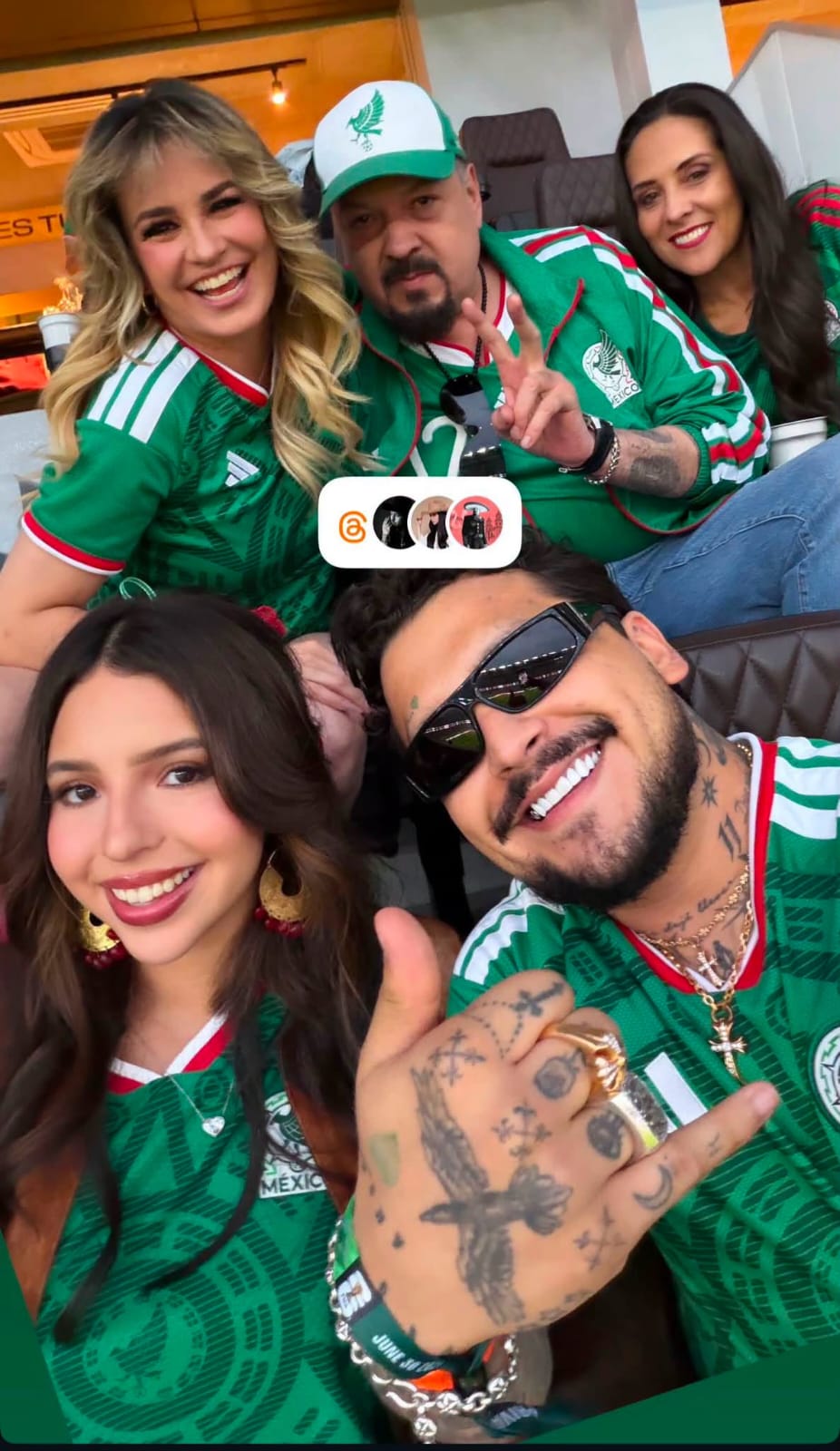 Ángela Aguilar y Christian Nodal junto a María José en partido México vs Ecuador