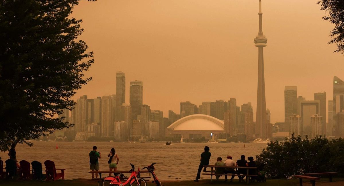 Incendios forestales afectan a Canadá y EU