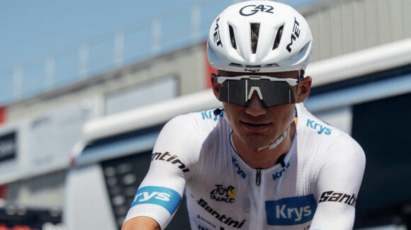 Isaac del Toro mantiene el podio del Tour de France 2026; Van der Poel conquista la novena etapa