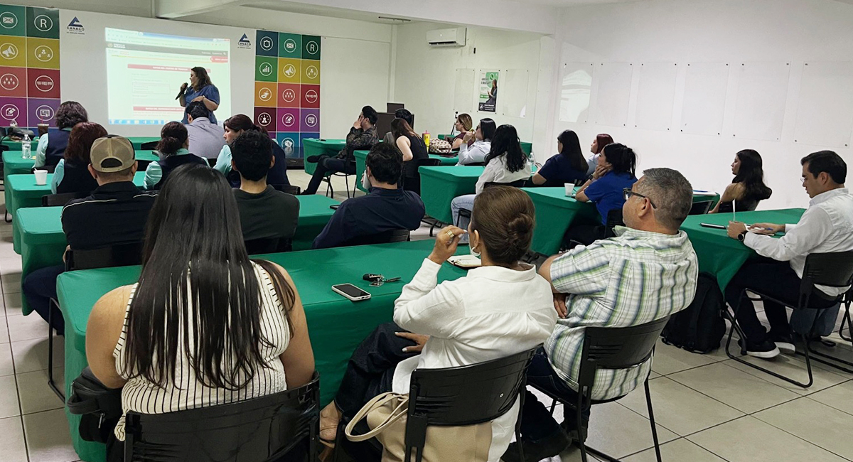Canaco impulsa vinculación de empresas con Jóvenes Construyendo el Futuro en Cajeme