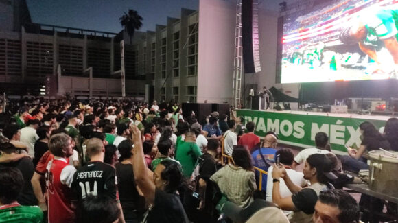 VIDEO: Cientos de hermosillenses se reunieron para disfrutar del partido México vs Inglaterra