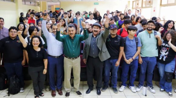 Javier Lamarque visita el norte de Sonora y llama a jóvenes de Nogales a construir el futuro del estado