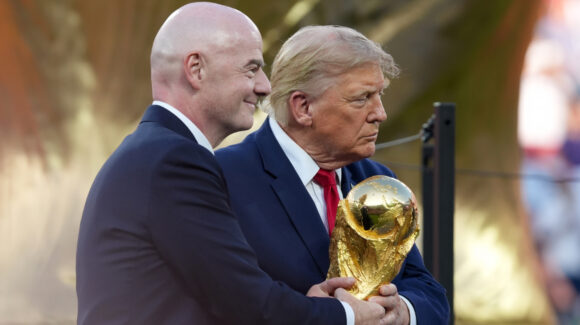 Javier Tebas cuestiona a Infantino y rechaza un Mundial con más selecciones: “Están destruyendo el futbol”