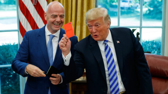 Jürgen Klopp y políticos europeos exigen despido de Gianni Infantino por polémica con Donald Trump