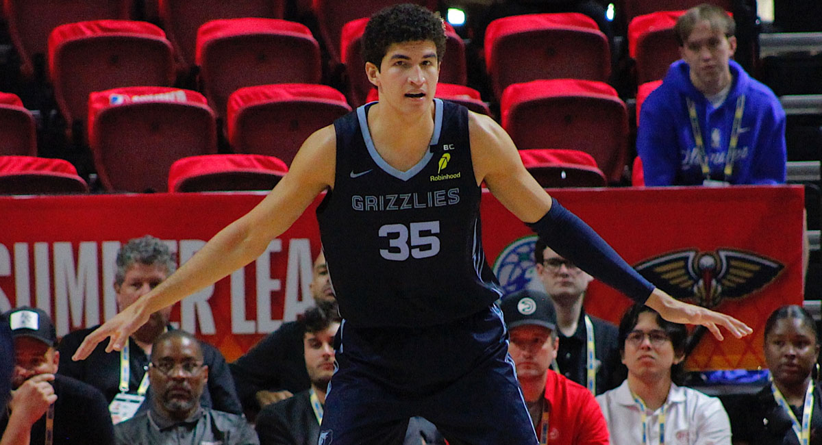 El sonorense debutó con el uniforme de los Grizzlies en la Summer League