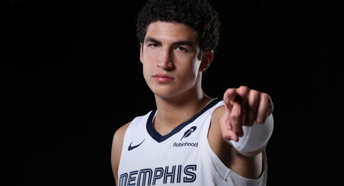 El rookie mexicano confía en dejar huella en su presentación con Memphis