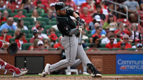 Héroe inesperado; Locklear dispara jonrón y los Diamondbacks se imponen a los Cardinals