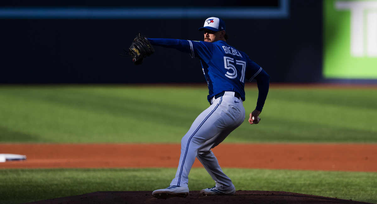 Los Blue Jays evitaron ser barridos en casa ante Tampa Bay con una sólida apertura de Shane Bieber