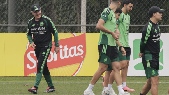 Selección Mexicana rompe concentración tras vencer a Ecuador; Aguirre da descanso antes de Inglaterra