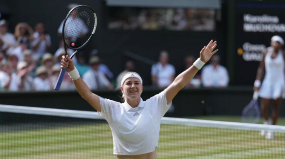 Wimbledon coronará a una checa; Noskova y Muchova disputarán la final del Grand Slam