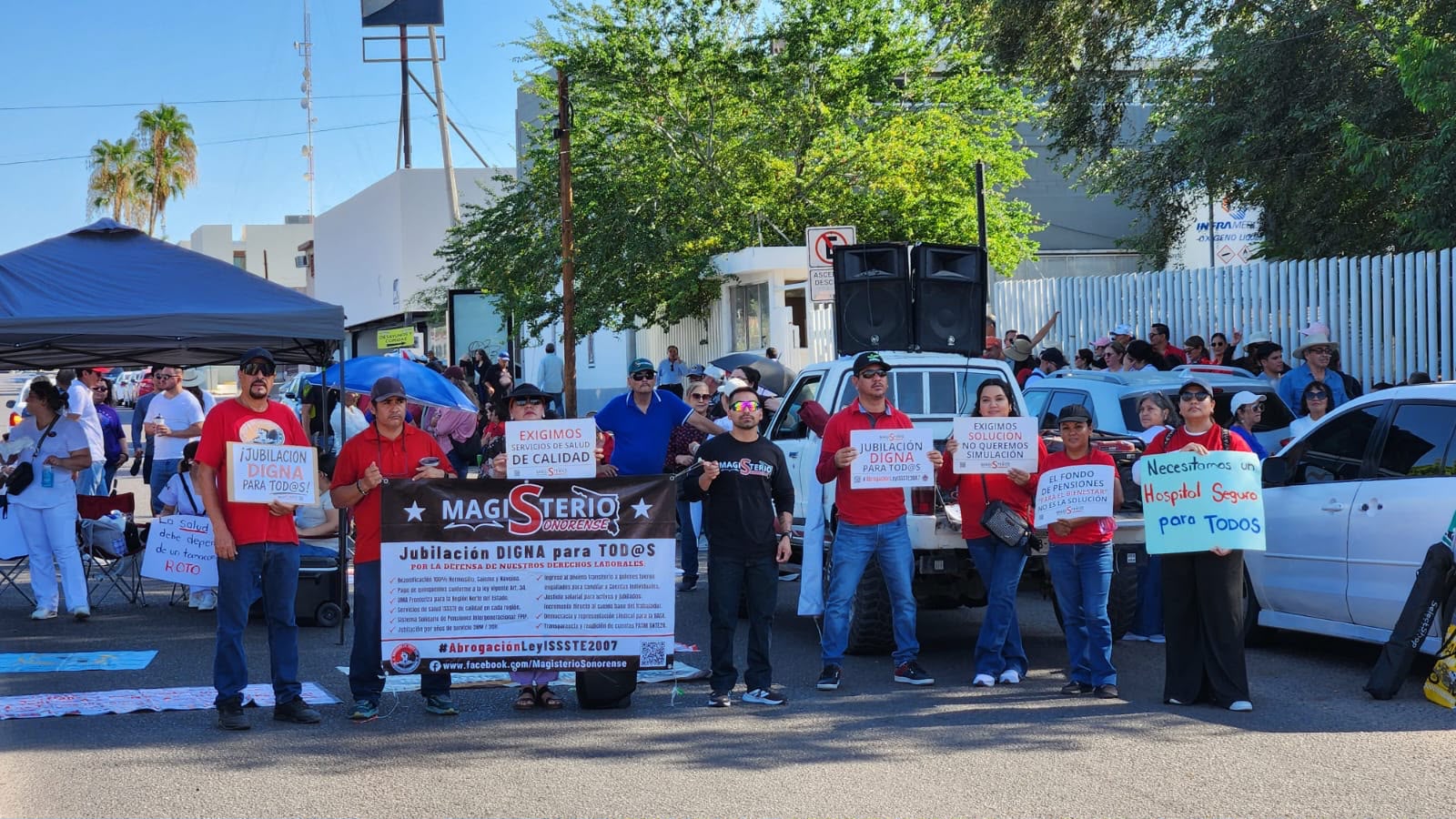 Maestros anuncian protesta en clínica del Issste de Guaymas y exigen destituciones