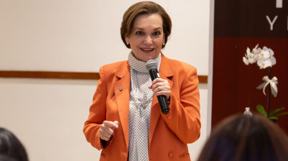 María Dolores del Río impulsa diálogo con mujeres de Hermosillo sobre derechos y transformación