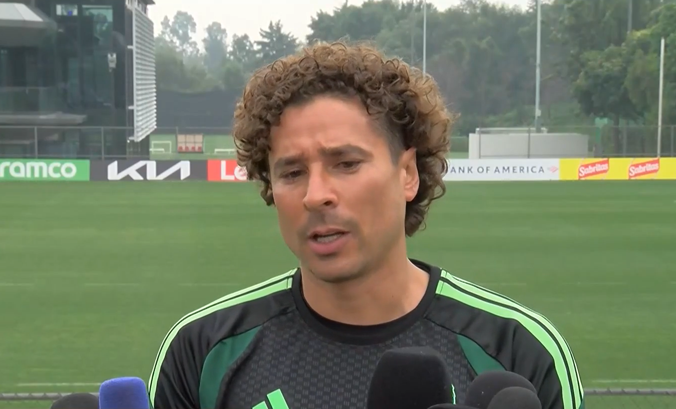 Memo Ochoa envía condolencias por víctimas de festejos tras triunfo de México sobre Ecuador