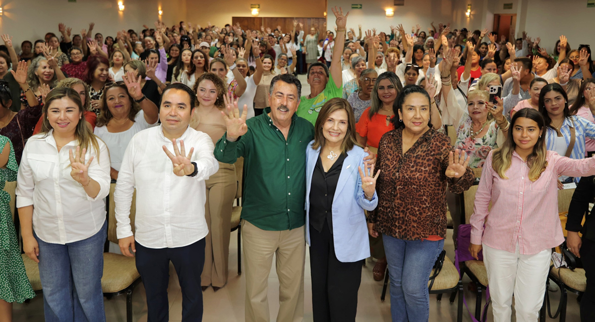 Mujeres que Transforman respaldan a Javier Lamarque durante encuentro en Guaymas
