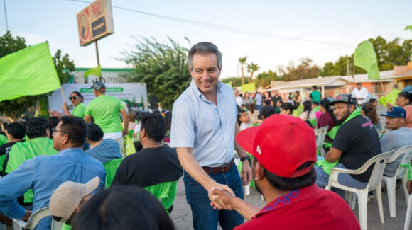Omar Del Valle escucha propuestas ciudadanas durante gira por el norte de Sonora