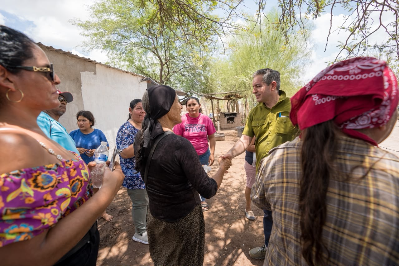 Omar Del Valle regresa a la Costa de Hermosillo y cumple compromisos con las comunidades