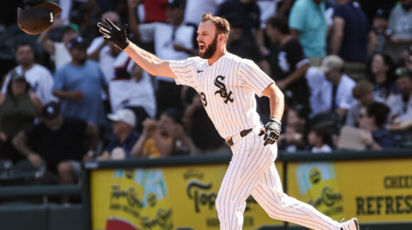 Caminando; los White Sox anotan de ‘caballito’ y dejan en el terreno de juego a los Yankees