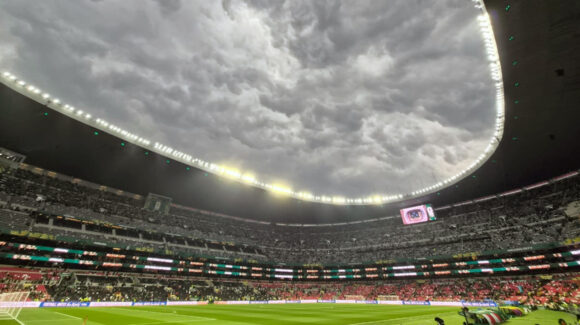 ¡Alerta en el Mundial 2026! México vs Inglaterra sufriría cambio de horario por tormentas en la CDMX