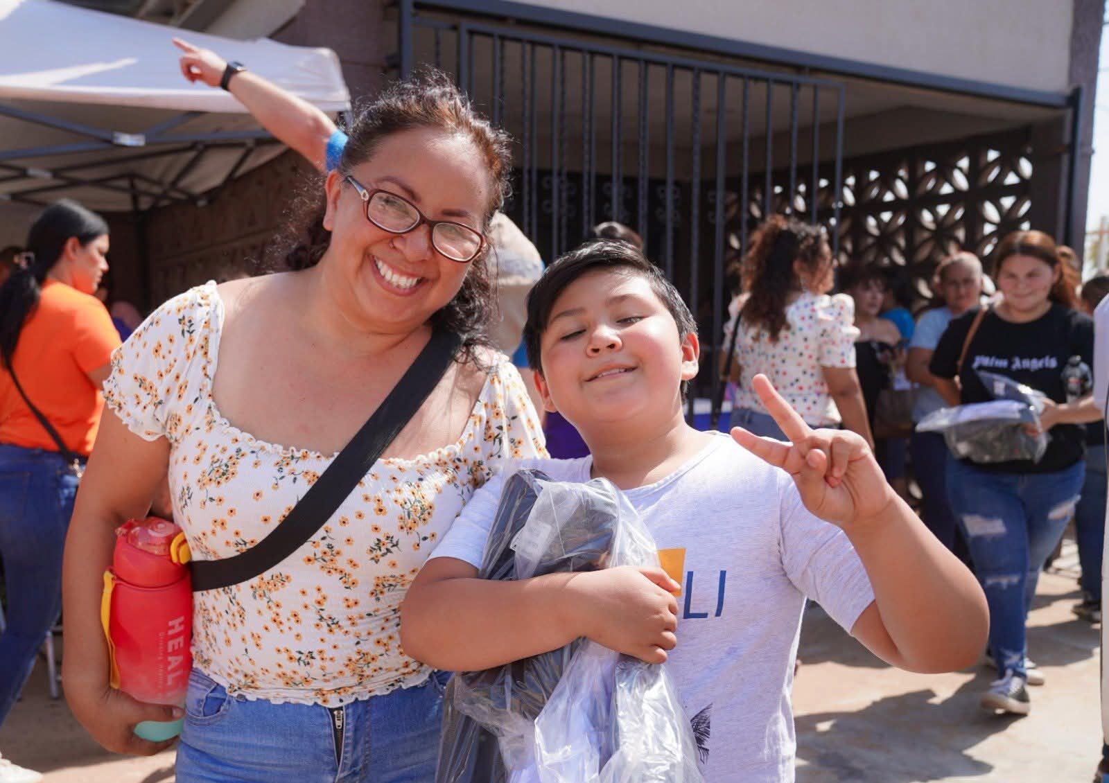 SEC entrega uniformes escolares gratuitos del 3 al 9 de agosto de 2026 en Sonora