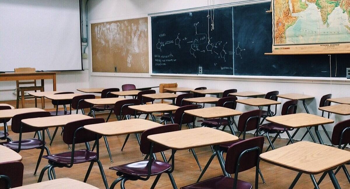 SEP alista nuevo calendario escolar con una semana extra de descanso para docentes