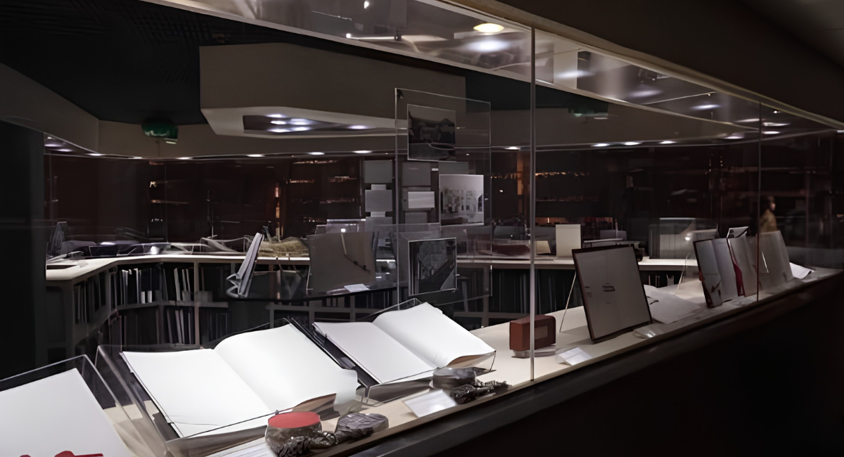 SRE supervisa la preservación de los documentos históricos de la diplomacia mexicana