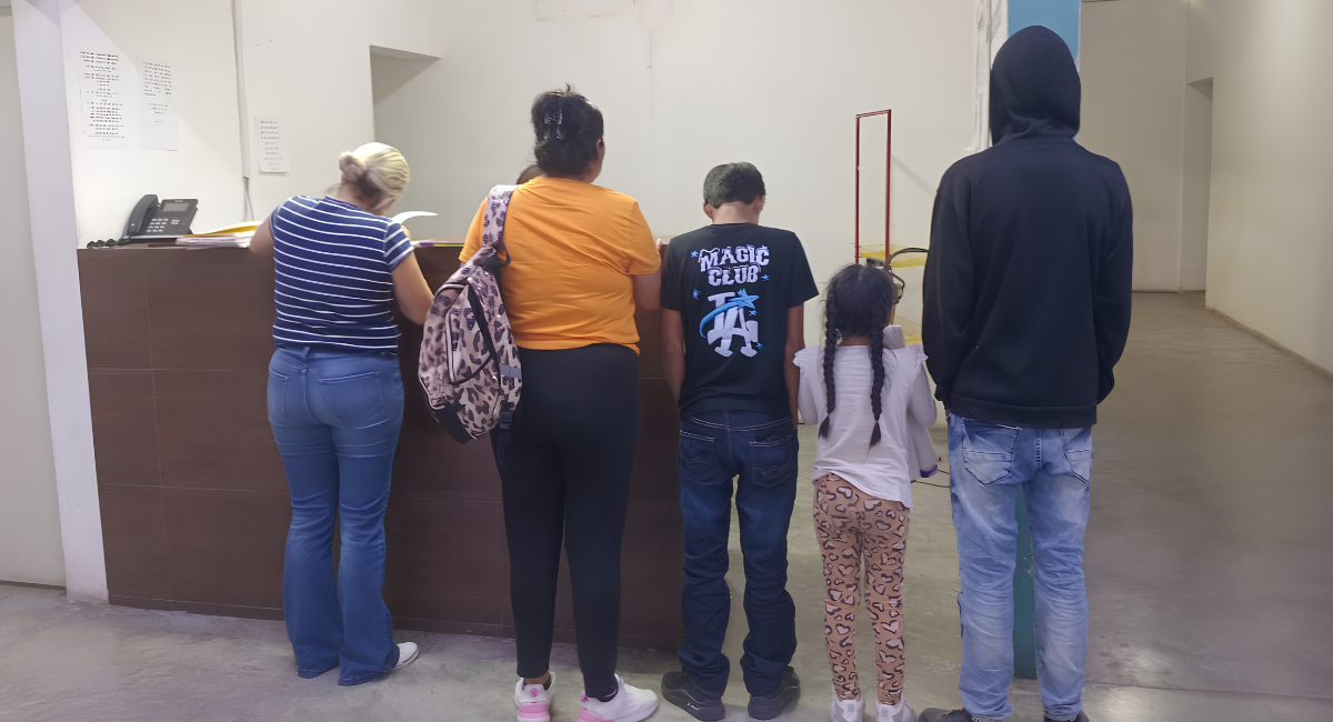 SSPM resguarda a tres menores que viajaban solos en la Central de Autobuses de Ciudad Obregón