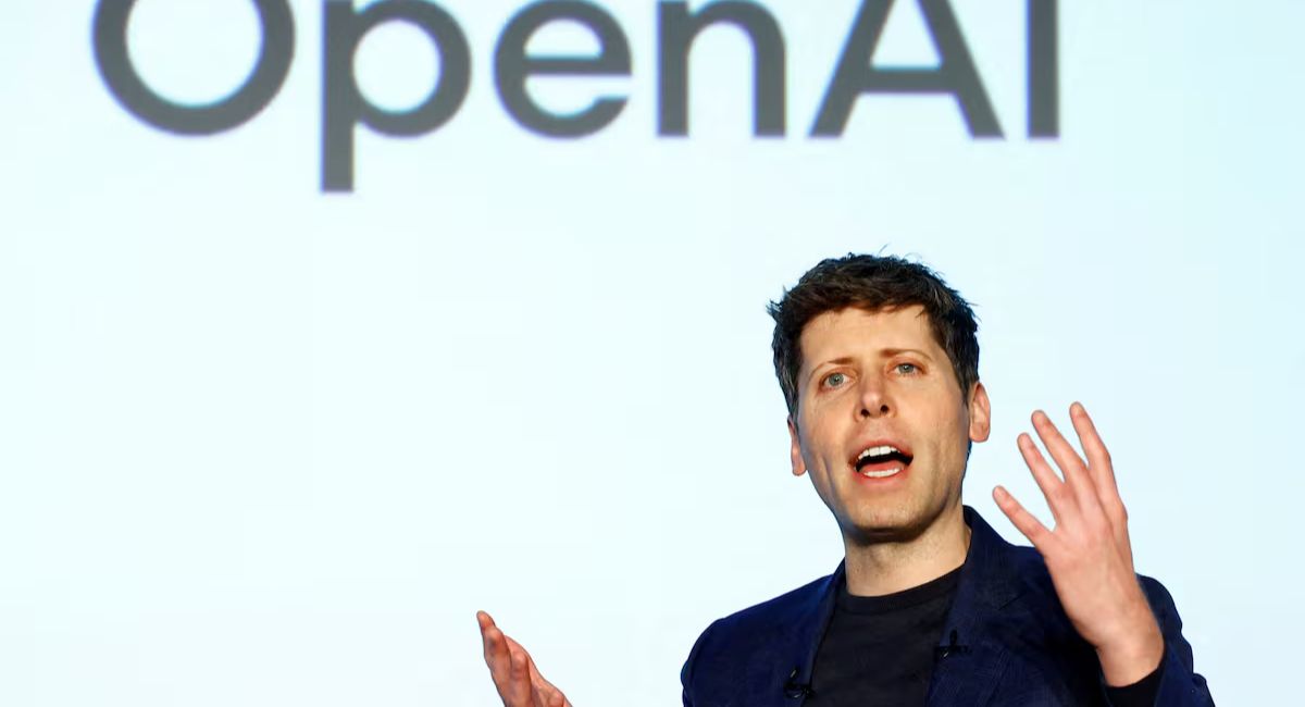 Sam Altman propone pausar el desarrollo de la IA tras incidente que involucra a OpenAI