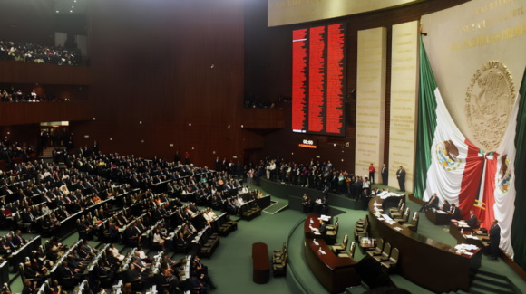 Senado recibe iniciativa presidencial de Ley contra Feminicidio con penas de hasta 70 años