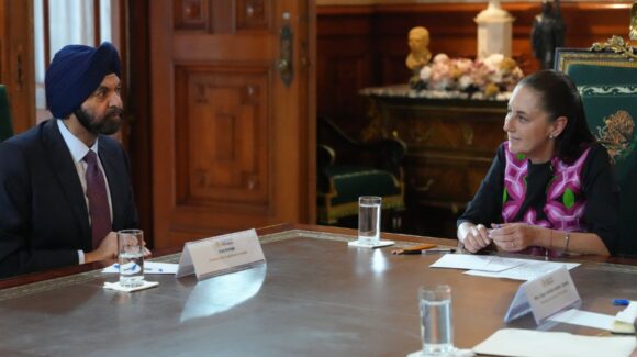 Sheinbaum explica de qué habló con el presidente del Banco Mundial y su interés en Plan México