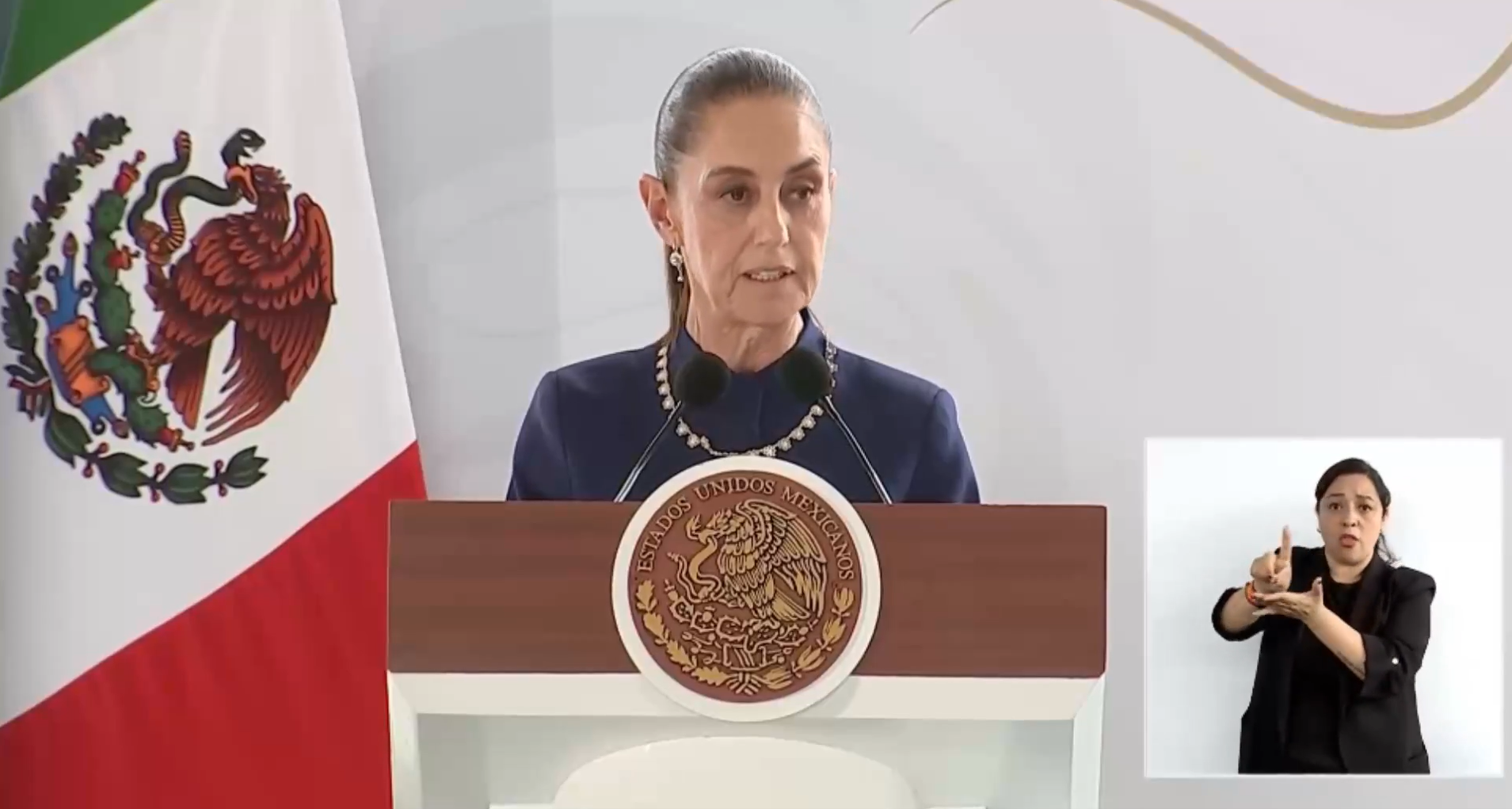 Sheinbaum pide a Estados Unidos reforzar acciones contra el tráfico ilegal de armas hacia México