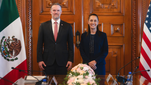 Sheinbaum se reúne con representante comercial de EU para revisar avances del T-MEC