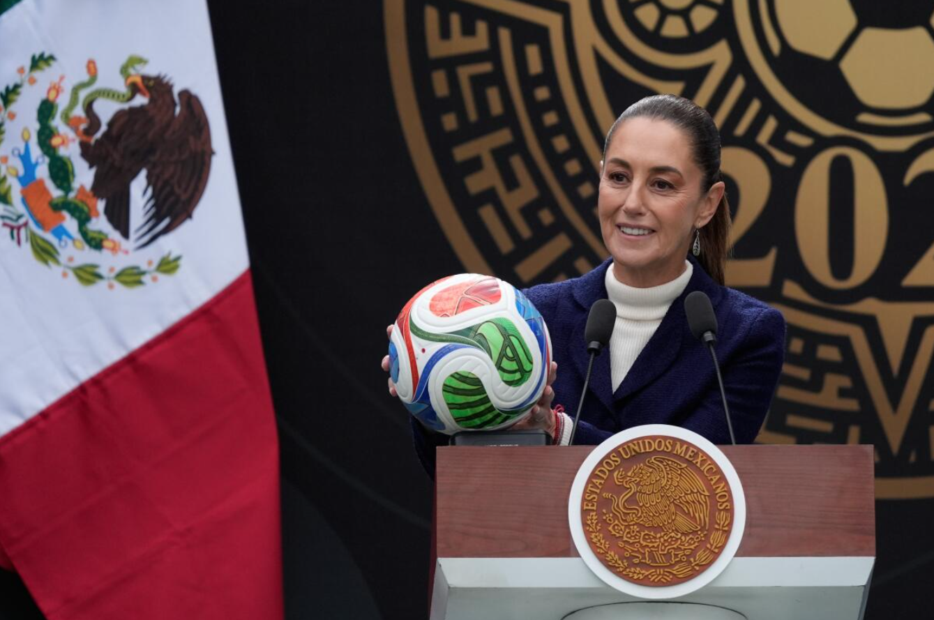 Sheinbaum viajará en avión de Sedena a la final del Mundial 2026; regresará el domingo a México
