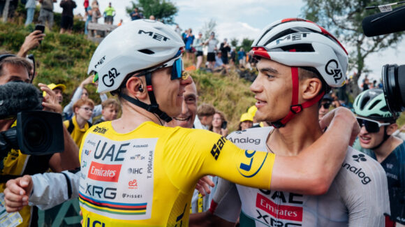 Doblete del UAE en el Tour de France 2026: Pogačar gana la etapa 14 e Isaac del Toro termina segundo