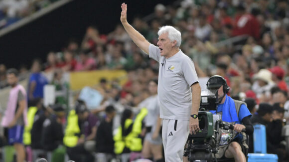 Técnico que hizo historia en la Copa del Mundo seguirá al frente de su selección